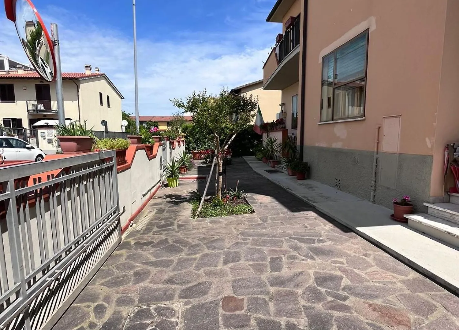 Via Vai Hotel Pisa